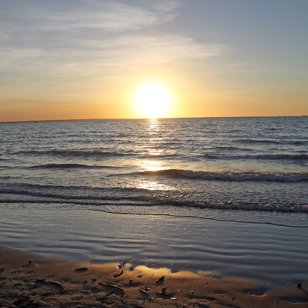 darwin-beautiful-sunsets