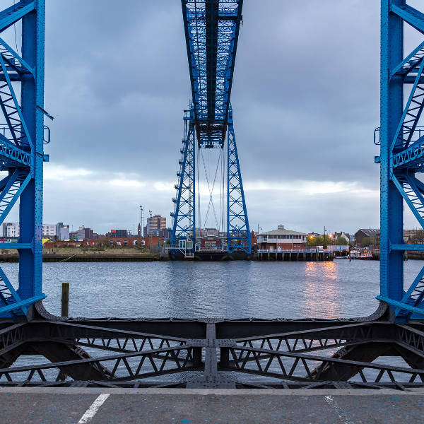 teesside transporter bridge river tees