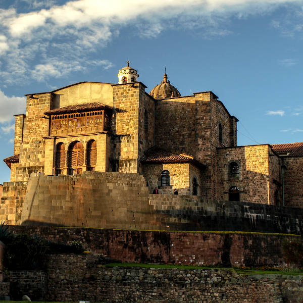 cusco ruins and architecture
